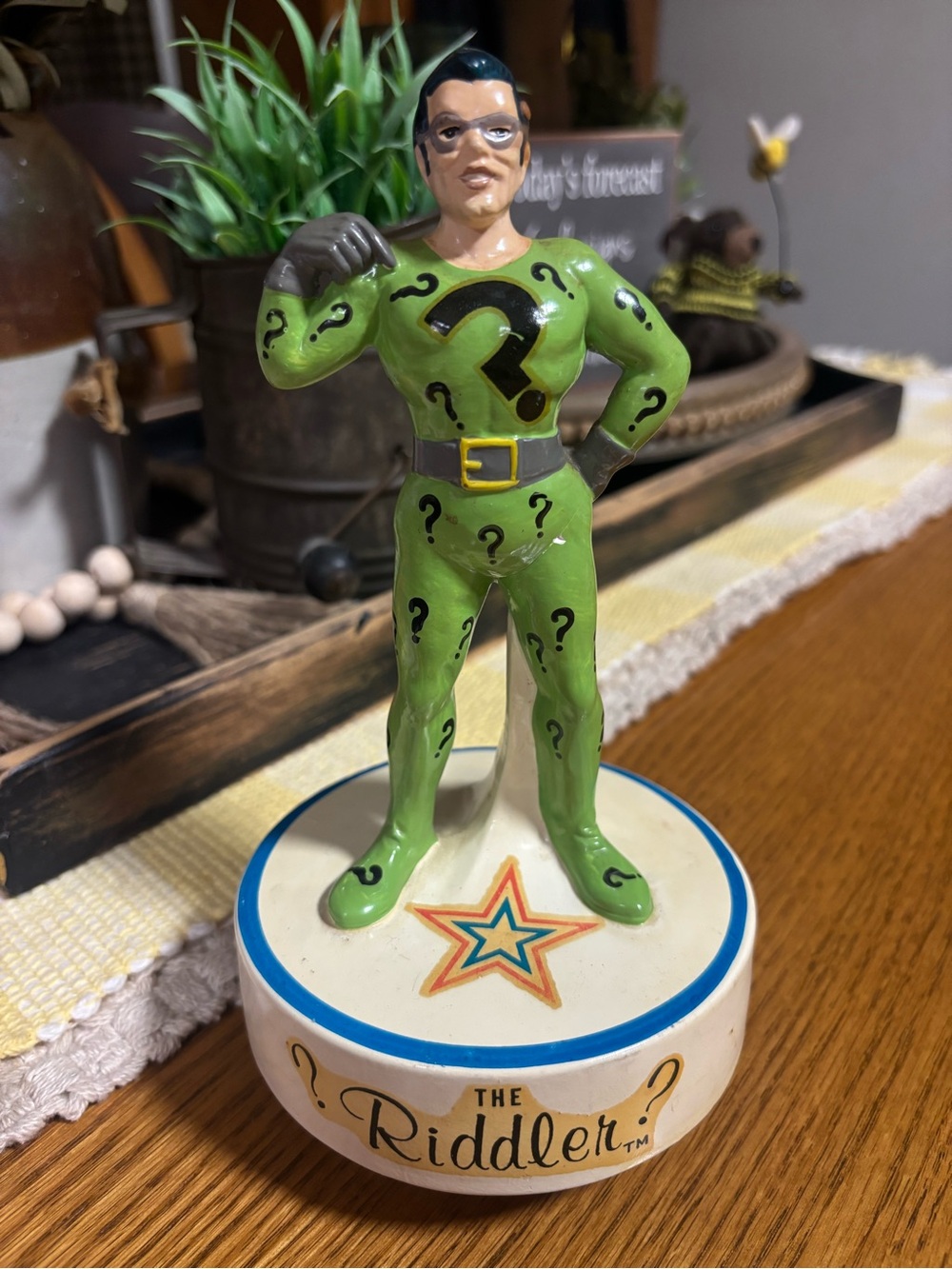 VINTAGE Marvel Riddler Figurine in Bright Green with Black Accents Music Box